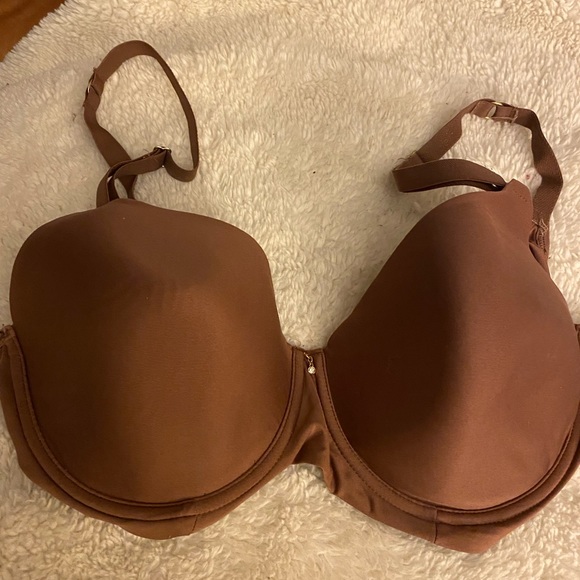 NWOT 2 - Designed for T-shirts, 2 are lace. Basic, beautiful colors. Never worn! - Picture 7 of 8